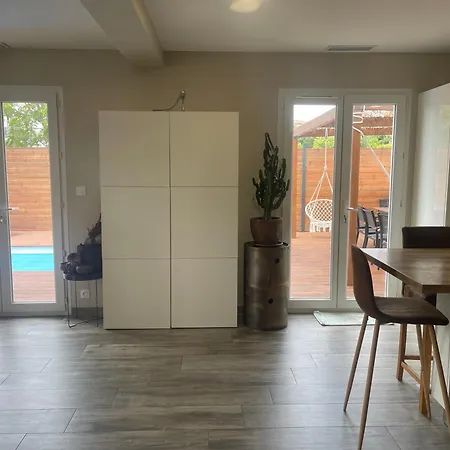 Maison *